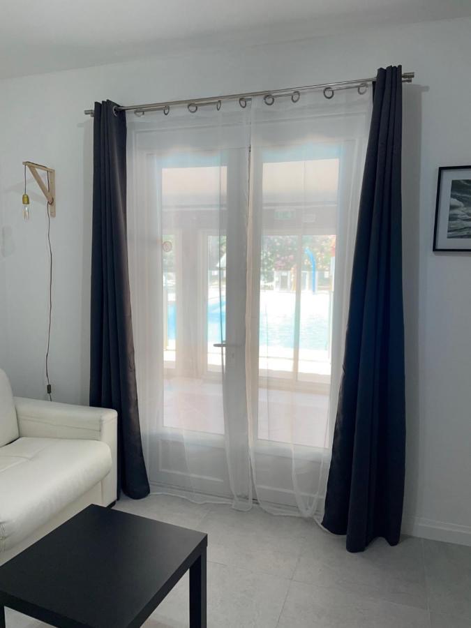 Appartement 30 M2, Piscine Et Parking Prive มูอองส์ ซาร์ตูซ์ ภายนอก รูปภาพ