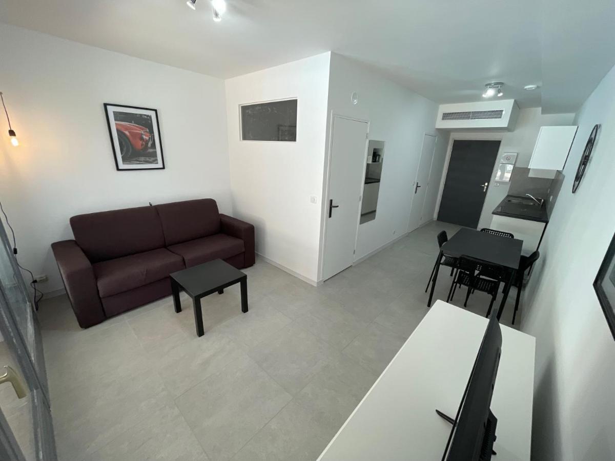 Appartement 30 M2, Piscine Et Parking Prive มูอองส์ ซาร์ตูซ์ ภายนอก รูปภาพ