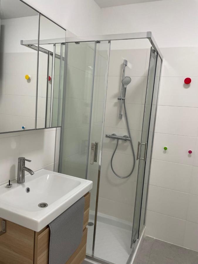 Appartement 30 M2, Piscine Et Parking Prive มูอองส์ ซาร์ตูซ์ ภายนอก รูปภาพ